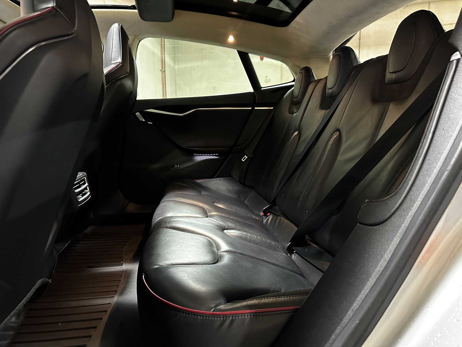 Tesla Model S 85 Performance 421pk 2013 (Origineel-NL) Free Supercharge, 4-SFN-37