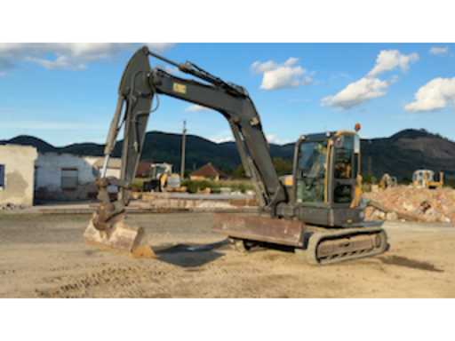 2728522f-ed1e-40a7-8bb3-694fd86f882c.mp4