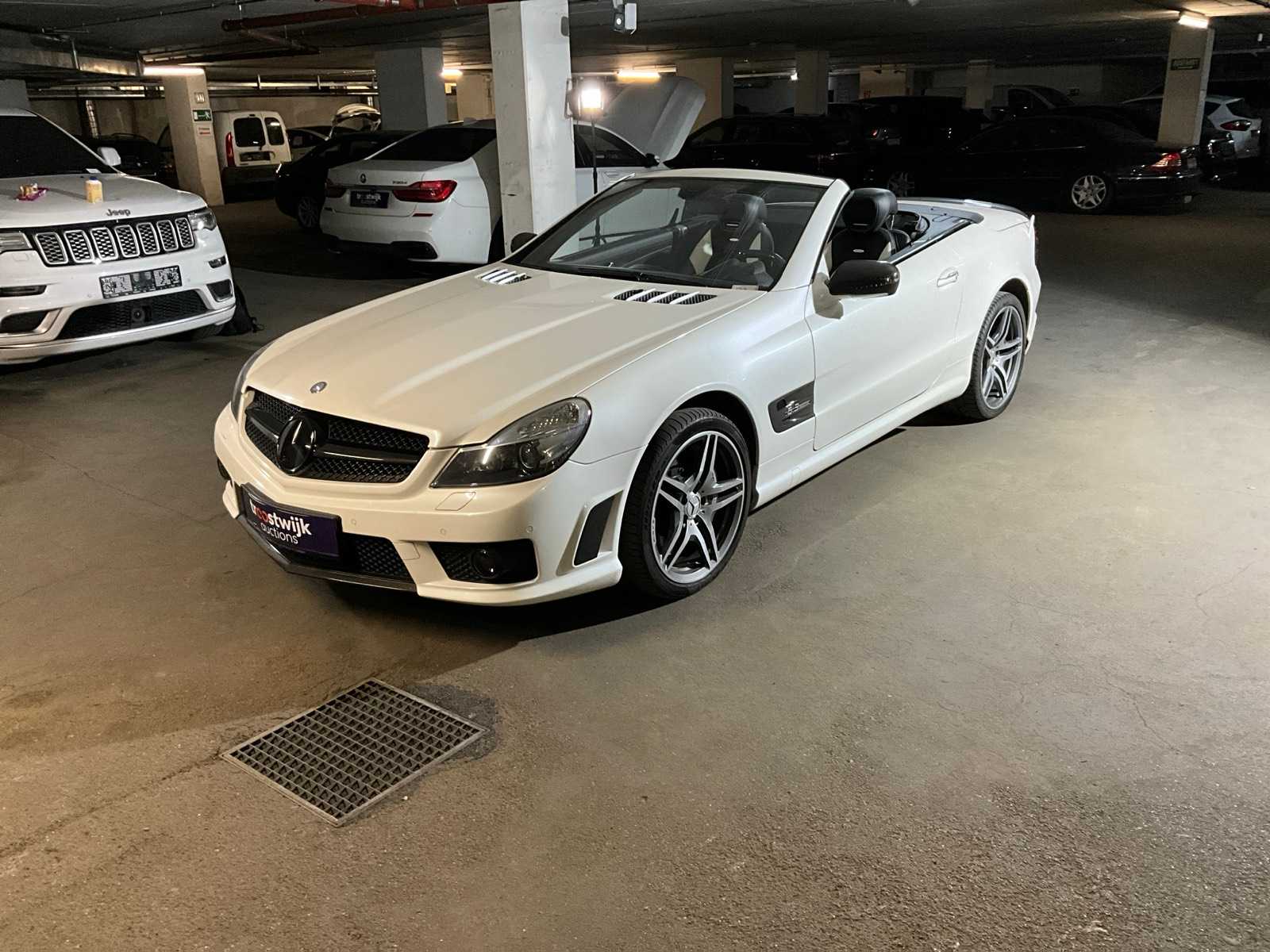 Mercedes-Benz SL 63 AMG Cabrio Car