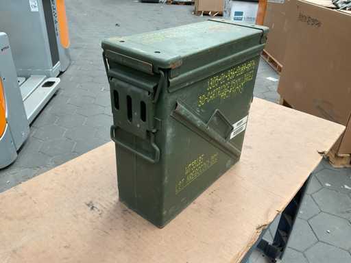 Ammo box (4x)