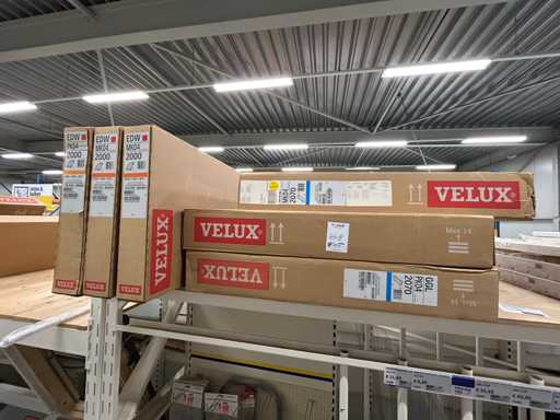 Velux Skylight and accessories (6x)