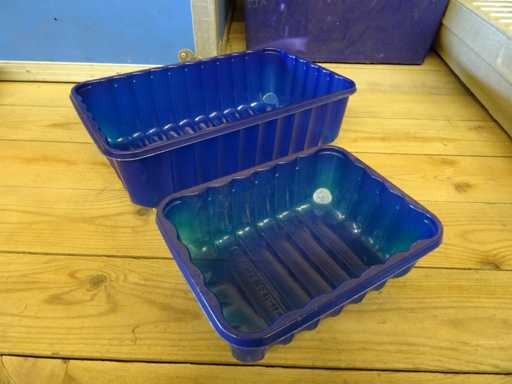 Lotto di contenitori di plastica (3600x)