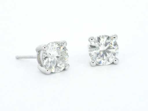 Boucles d’oreilles dorées brillantes 3,00 carats