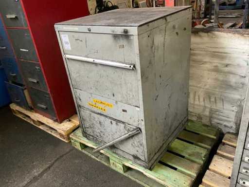 Metal drawer unit with contents