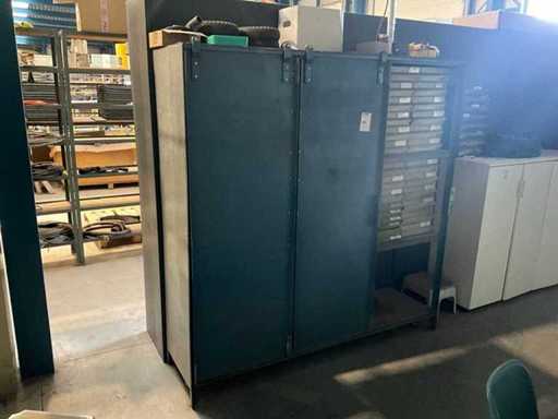 Metallaufbewahrungsschrank