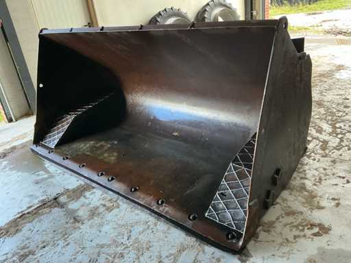 2012 Zware stalen laadbak/grondbak