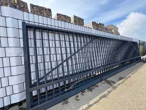 Double Sliding Gate 16M