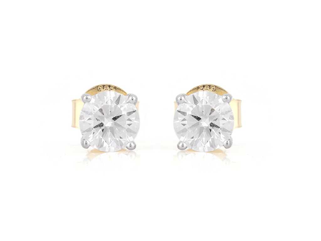 14 KT Yellow gold Earring With 2.05Cts Lab Grown Diamond