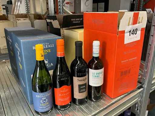 Verschiedene Weine (28x)