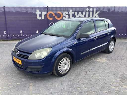 2004 - Opel - Astra - 1.4 Essentia - Personenauto