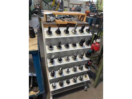   Lot SK 40 Tool Holders