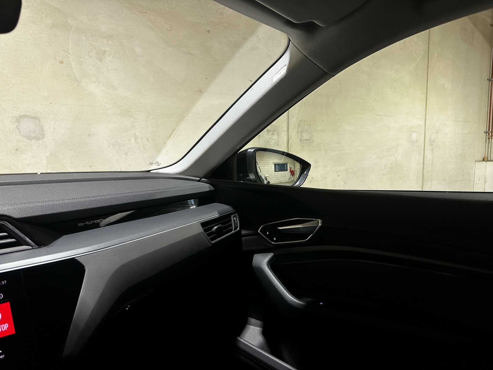 Audi e-tron 50 Quattro Business Edition 313pk 2020 (Origineel-NL), J-761-NS