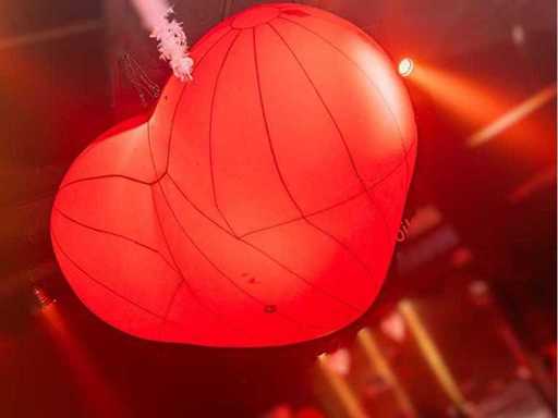 Decorazione gonfiabile a forma di cuore