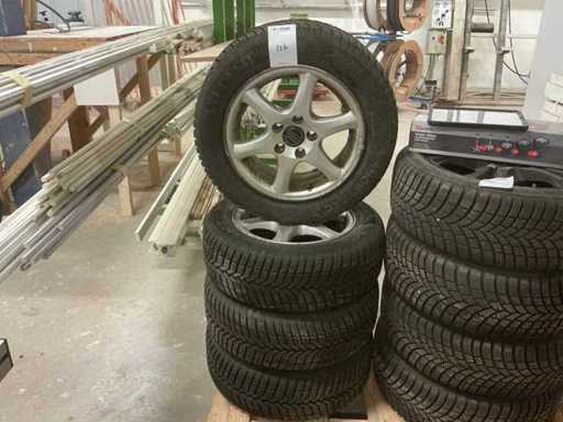 Volvo Vredestein Snowtrack 3 195/60/R15 88T Pneumatico invernale con cerchio (4x)