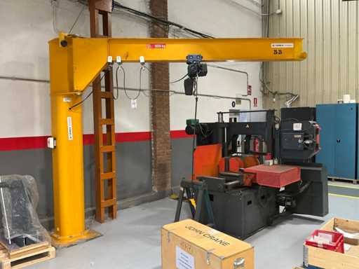 DONATI 500 kg Column Jib Crane