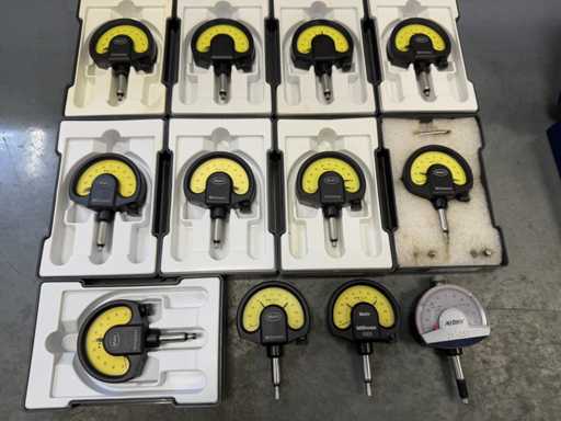 MAHR MILLIMESS 12 comparateurs