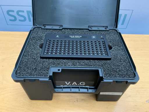 Volkswagen 1598/42 105-pinowa skrzynka testowa