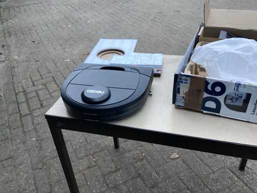 Aspirator robot Neato D6