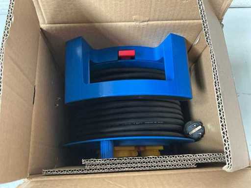 Jäger Direkt Jumbo Cable Reel