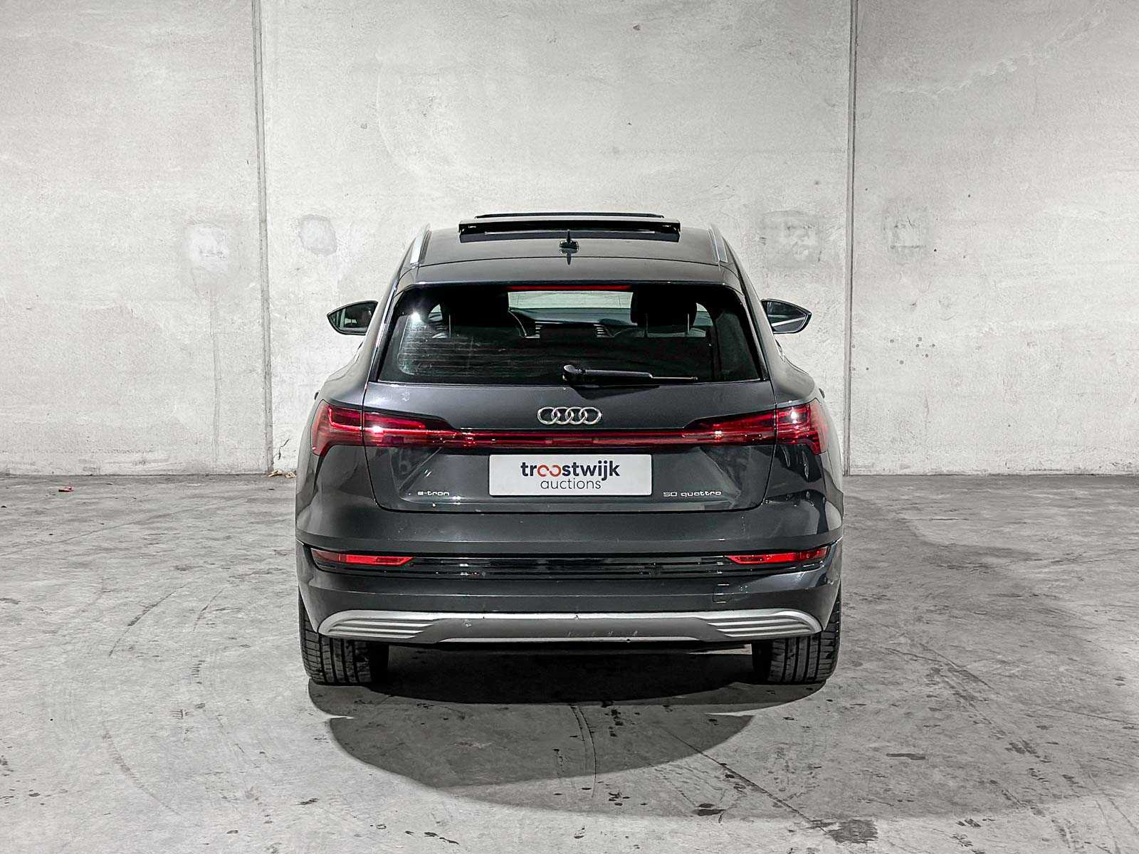 Audi e-tron 50 Quattro Launch Edition Plus 71 kWh 313pk 2020 (Origineel-NL + 1e Eigenaar), H-770-SH