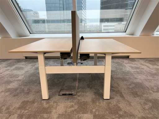 Ahrend - Four Two - Bureau