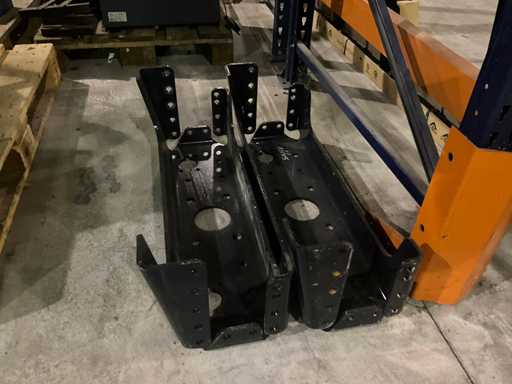 MAN Achterbalken chassis (2x)