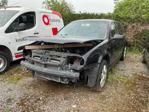 Volkswagen Golf For parts (without engine!)