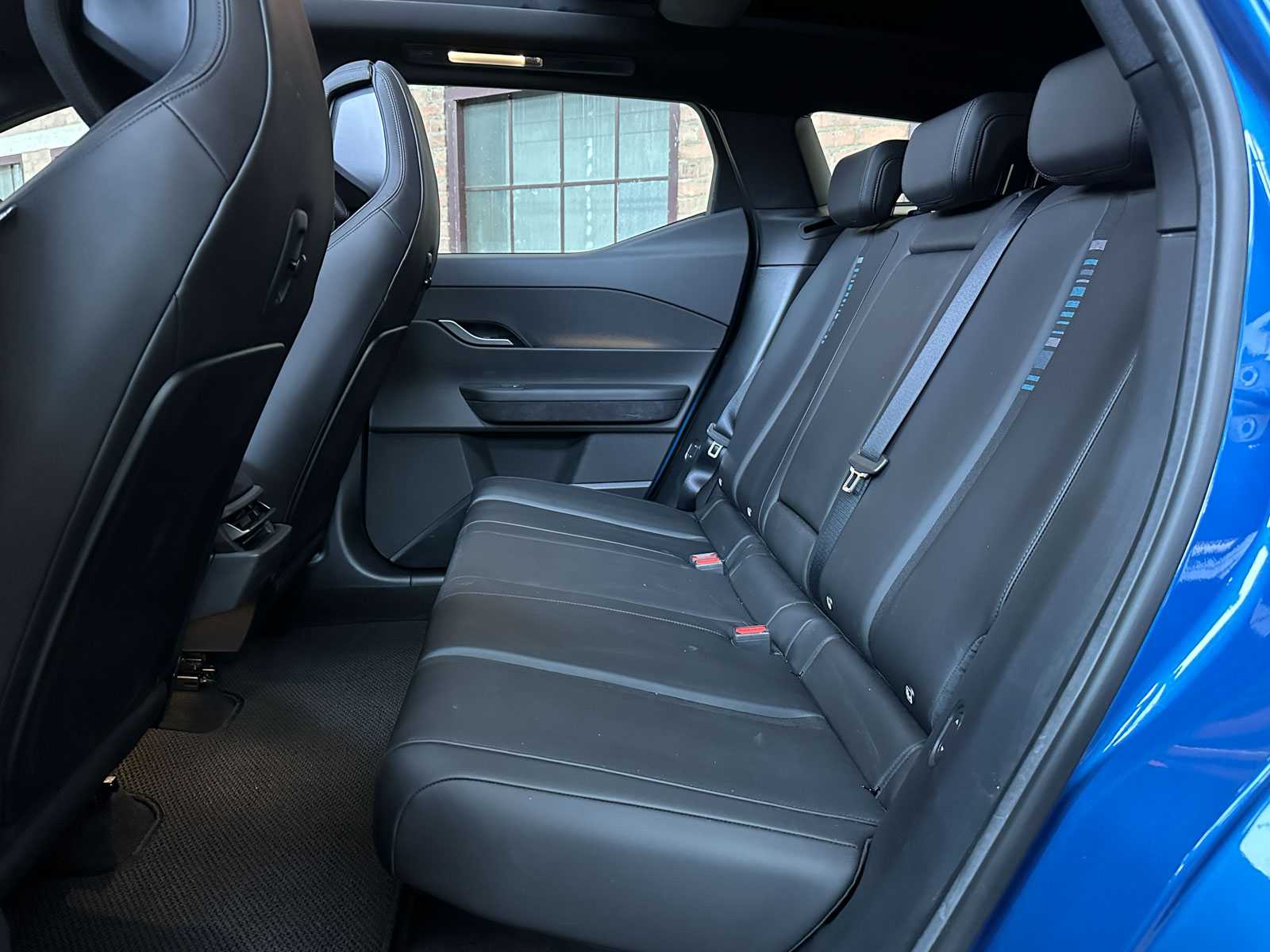 Fisker Ocean Extreme 113kWh 573pk 2024 (Origineel-NL), X-864-TZ