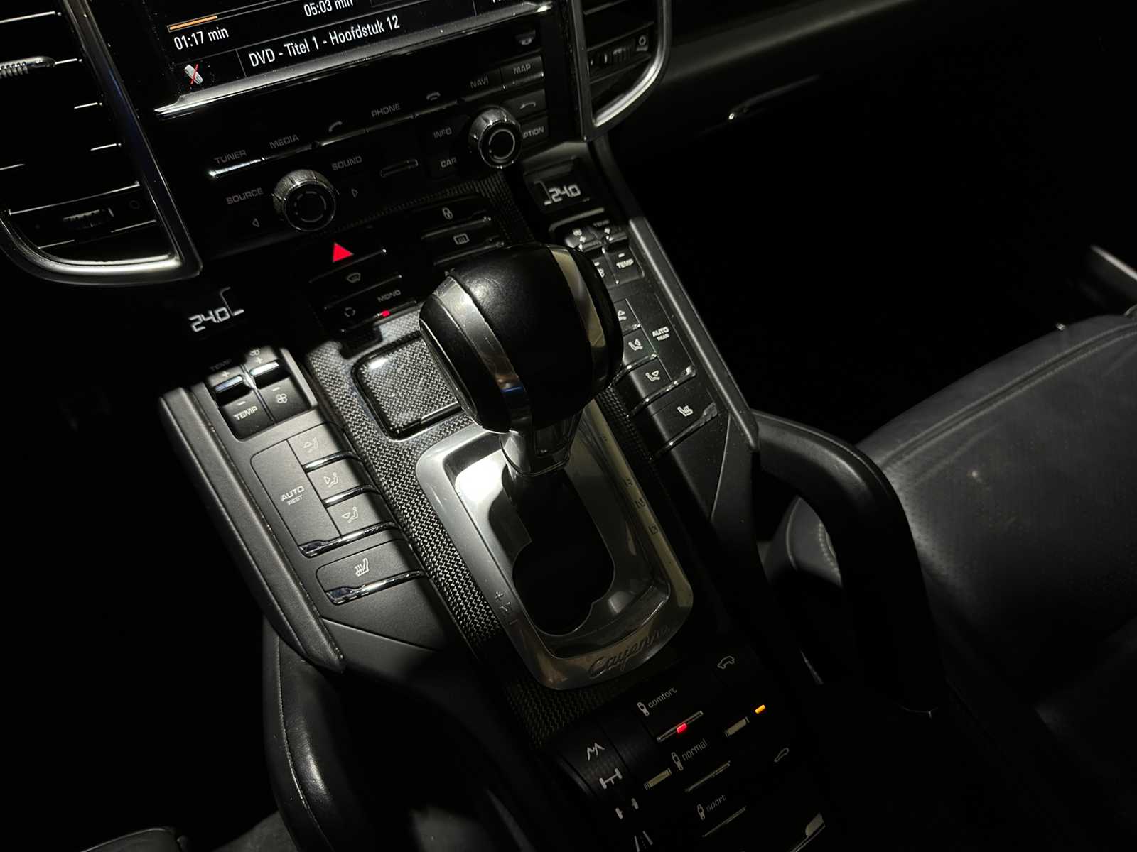 Porsche Cayenne Turbo 4.8 V8 500hp 2012, 8-SGB-44