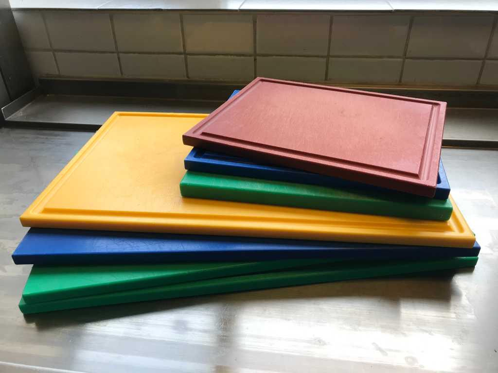 various cutting boards (7x)
