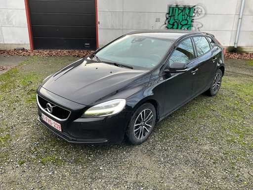 2019 Volvo V40