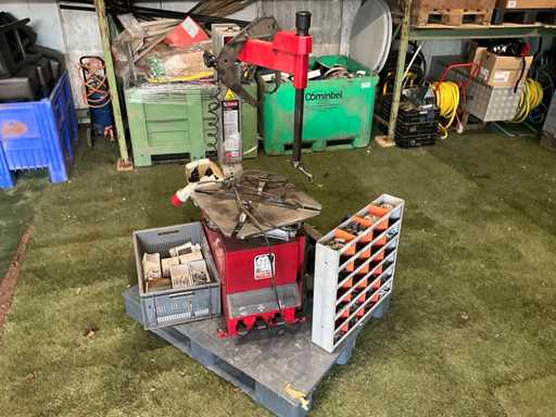 banden montage en demontage wisselaarmachine