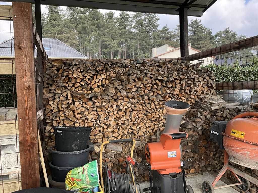 Approx. 25 m3 firewood