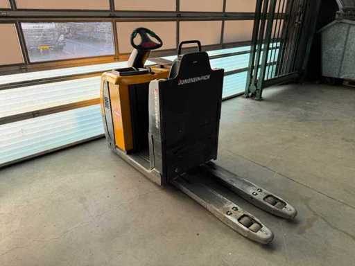 Jungheinrich - ECE 220 - Order picker