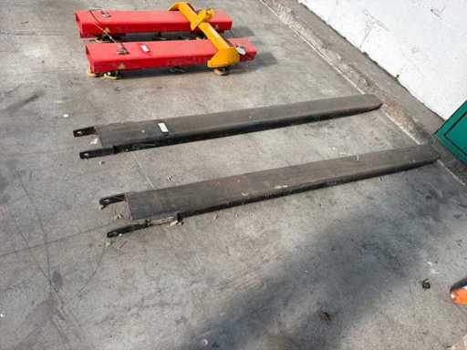 Forklift spoon extender set(2 meters)