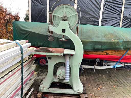 Maszyna piła taśmowa