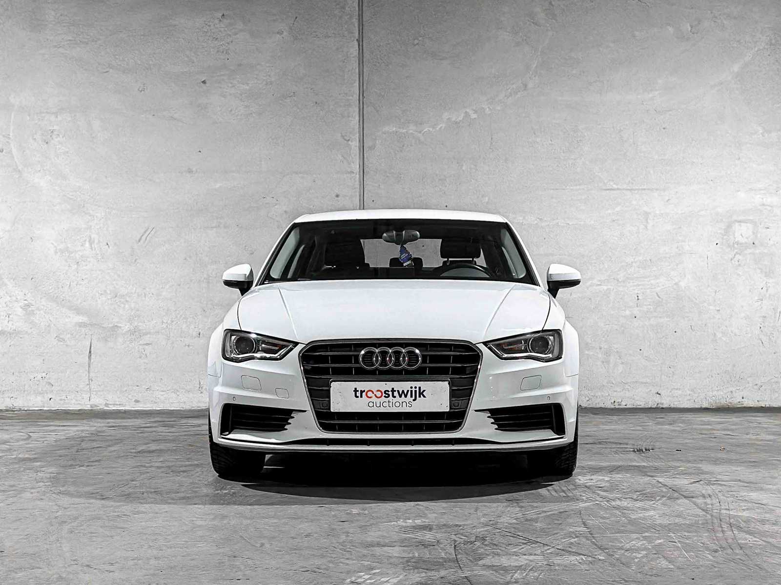 Audi A3 Sedan 1.4 TFSI CoD Ambiente Pro Line Plus 150hp 2015, 5-ZFD-12