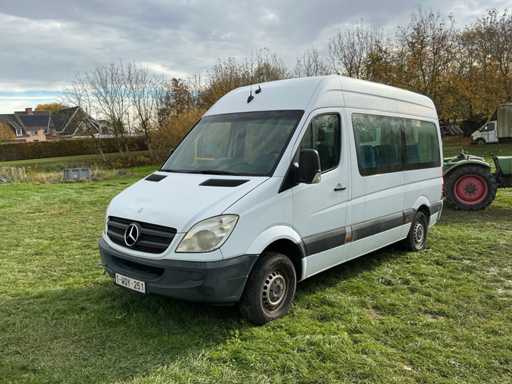 Mercedes-Benz 311CDI Minibus