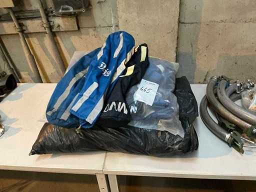 Batch of Dräger cylinder covers