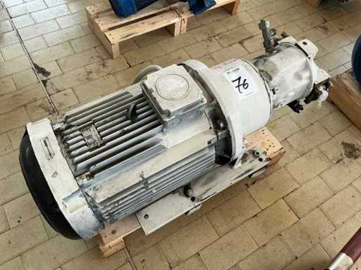 Materials and warehouse stocks