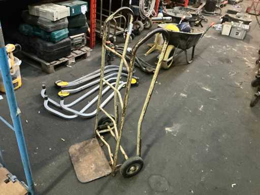 Hand truck
