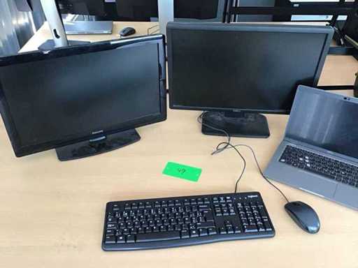 Dell latitude i7 incl monitors and accessories 