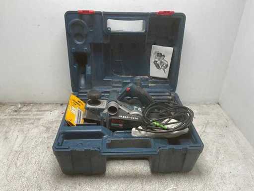 2018 Bosch GHO 40-82 C