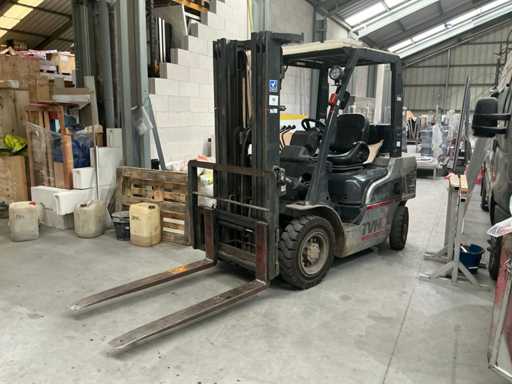 2010 Nissan IF2A25 Forklift