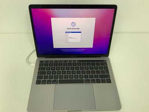 Apple A1706 13-calowy MacBook Pro MLH12N/A Laptop