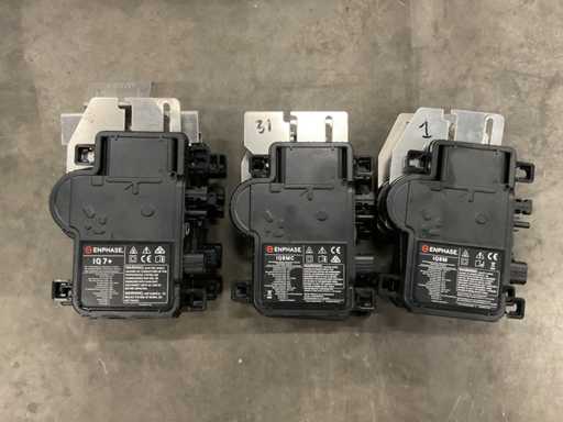 Enphase IQ7/IQ8 Microinverter