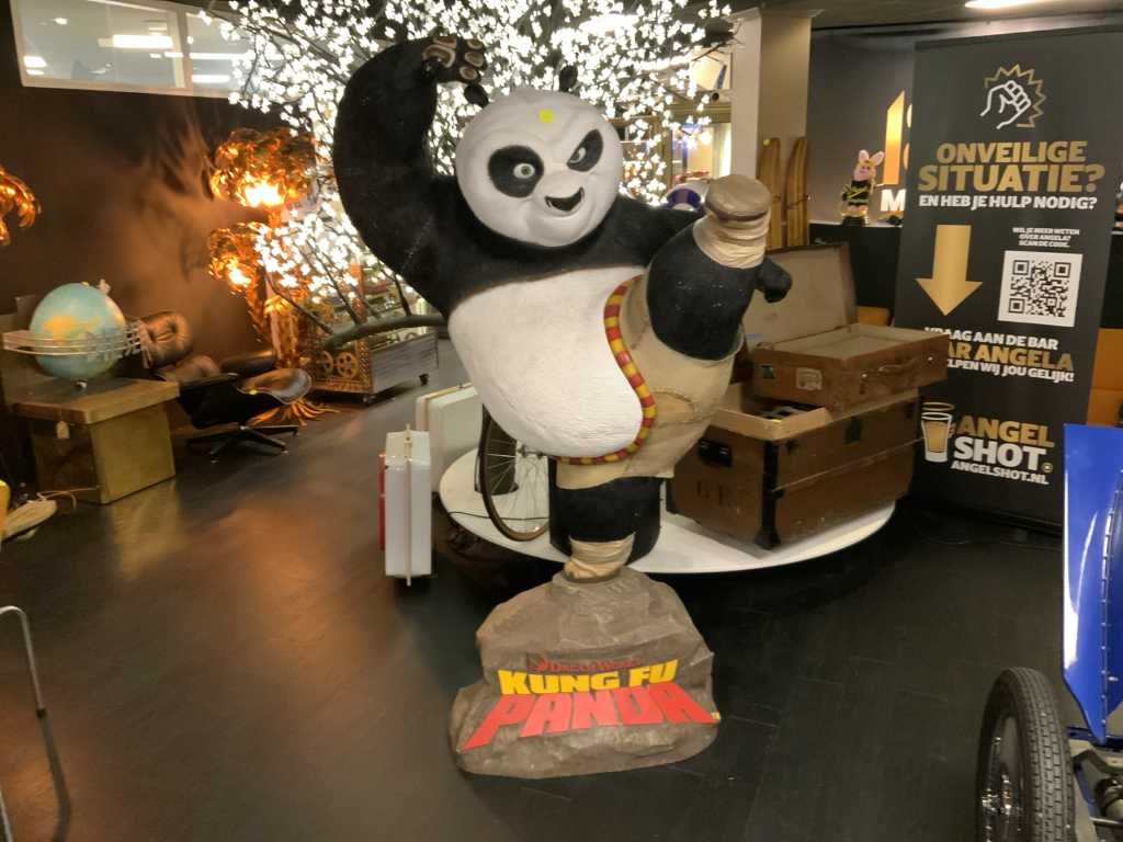 Oxmox Kung Fu Panda Decor Figurine