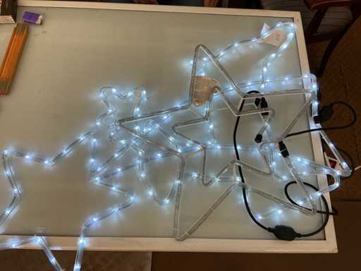 Weihnachtsstern, LED-Beleuchtung, Spannung 230 V. (3x)