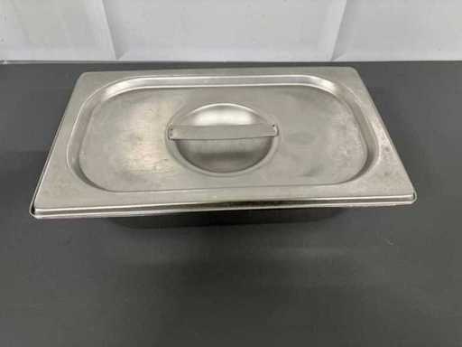 Stal nierdzewna – pojemnik Gastronorm z pokrywką (15x)