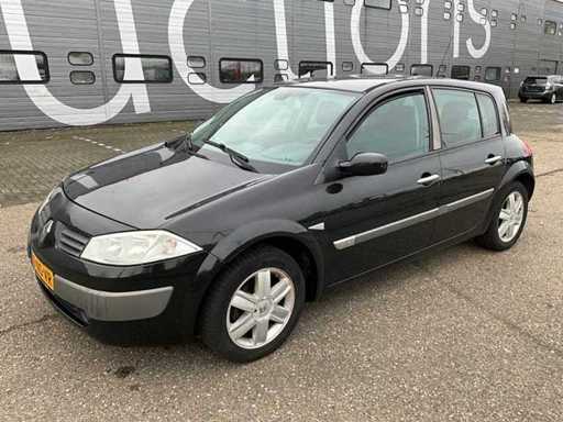 2004 Renault Mégane 1.4 Personenwagen 26-NS-VR